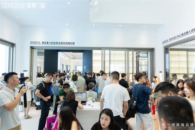 The debut of Jianjing Doors and Windows at the Guangzhou Building Materials Fair has come to a successful conclusion! Grateful for your kindness, I will keep moving forward